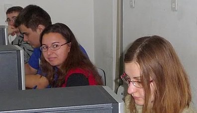 studentii de la info la aolimpiada on line