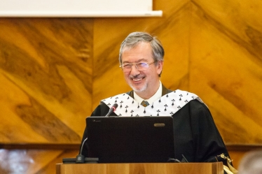 Decernarea titlului de Doctor Honoris Causa profesorului Roman Wolfgang Schrittwieser, de la Universitatea din Innsbruck, Austria