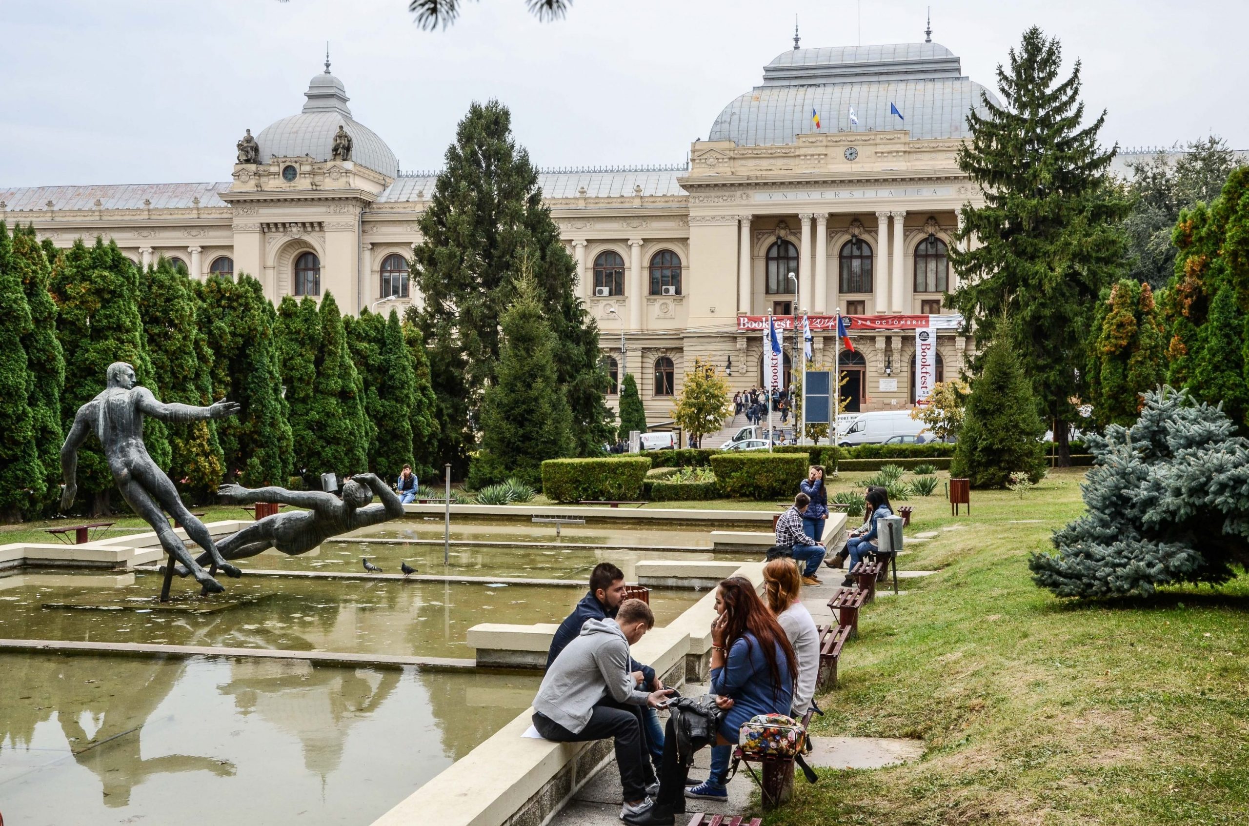 foto uaic cu studenti