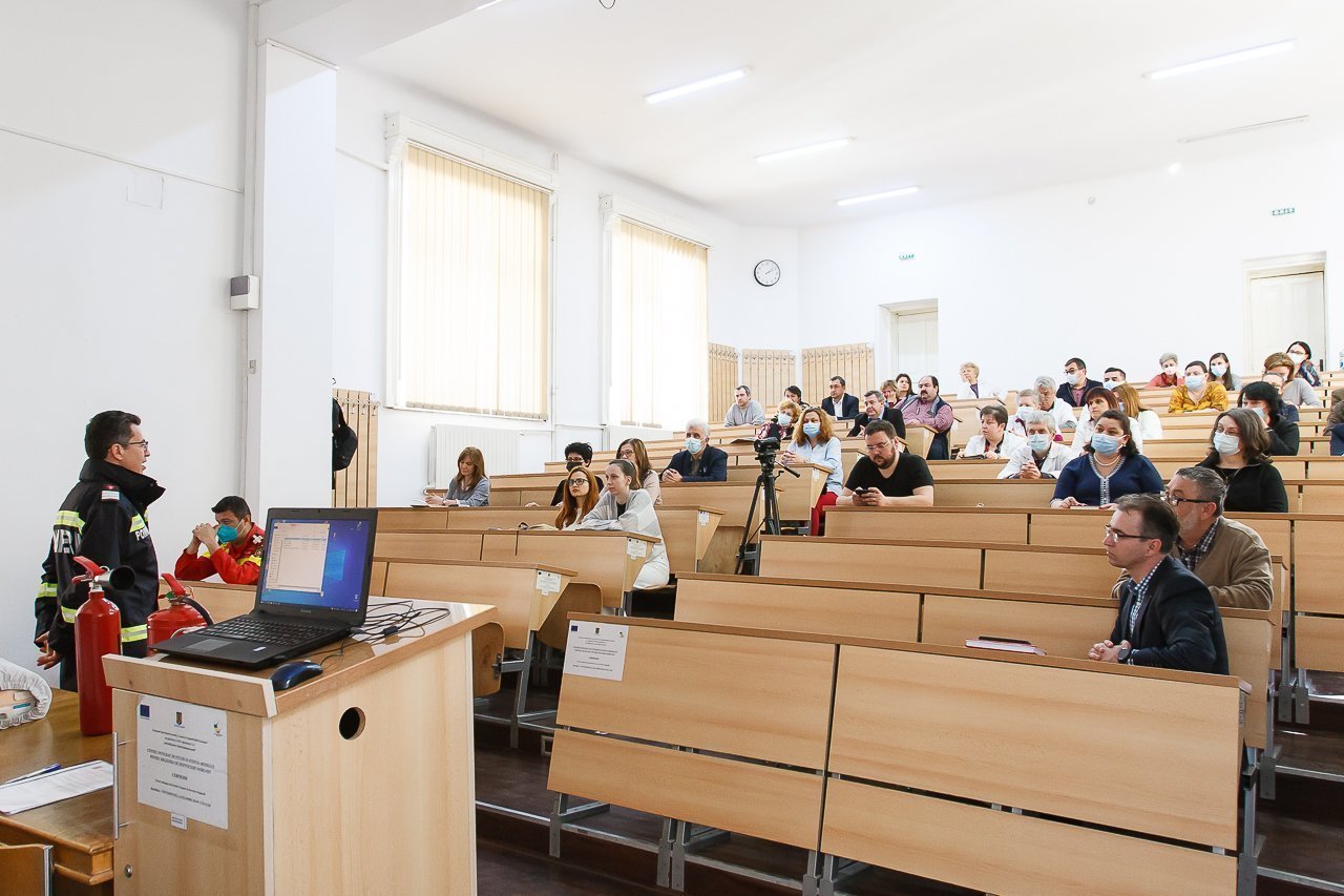 share native agreement UAIC colaborează cu ISU Iași pentru a oferi studenților și angajaților cursuri de prim ajutor - Universitatea „Alexandru Ioan Cuza” din Iași share native agreement UAIC colaborează cu ISU Iași pentru a oferi studenților și angajaților cursuri de prim ajutor - Universitatea „Alexandru Ioan Cuza” din Iași